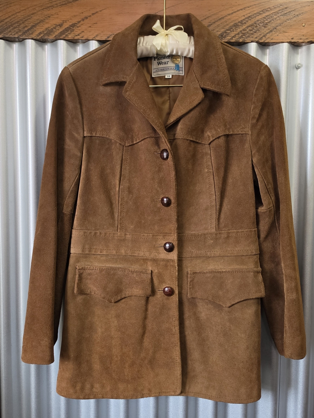 VINTAGE PIONEER WEAR Brown Suede Button-Front Jacket